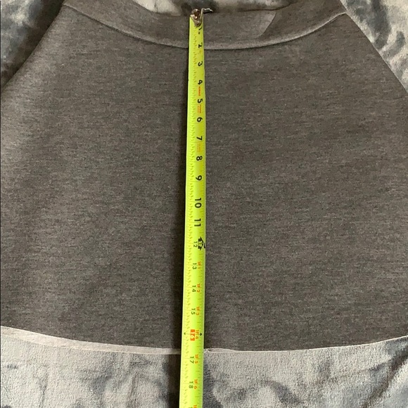 100% viscose mini skirt - Picture 6 of 8